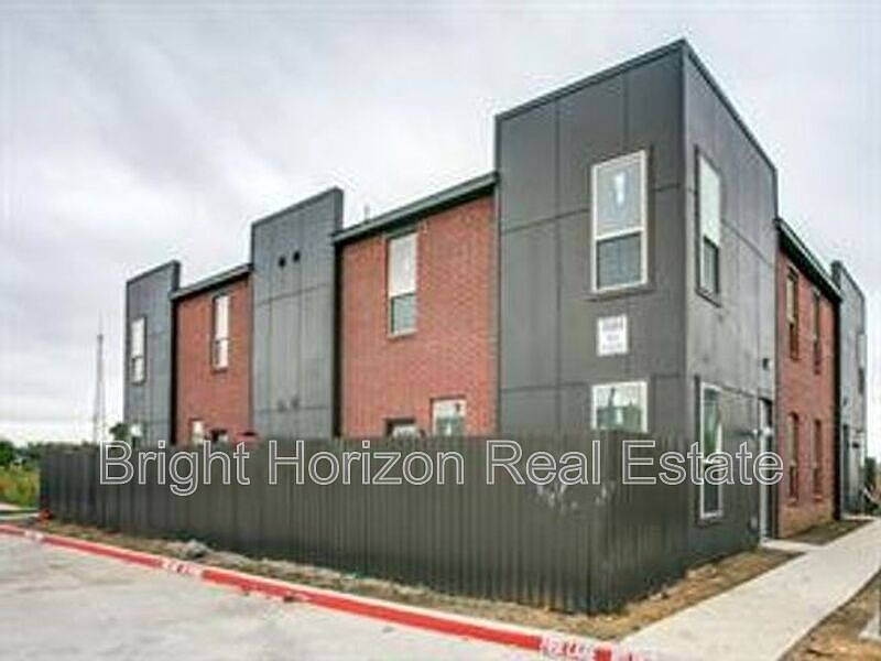 1st image of 3629 Valley Vista Dr APT 701