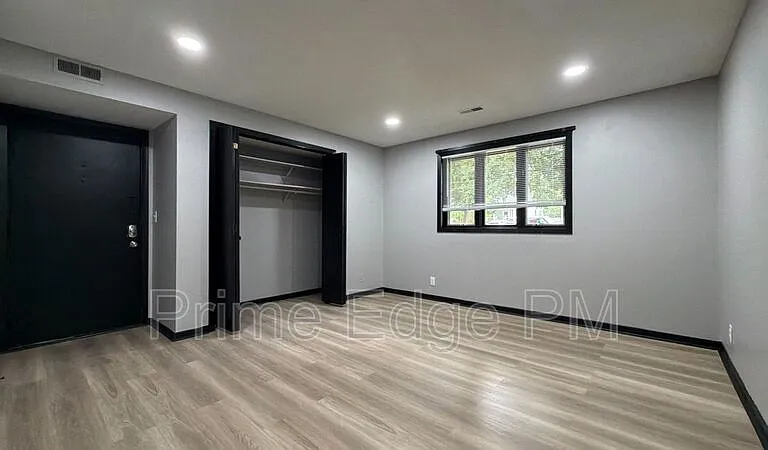 2532 T St #1 — Photo 8