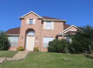 3768 Menard Dr, Carrollton, TX 75010
