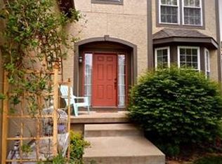 22714 W 44th St, Shawnee, KS 66226
