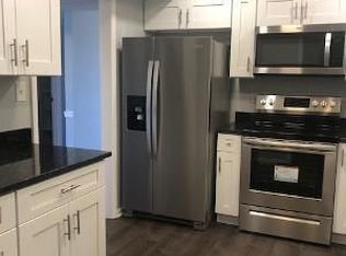 10D Dennison Dr, Hightstown, NJ 08520