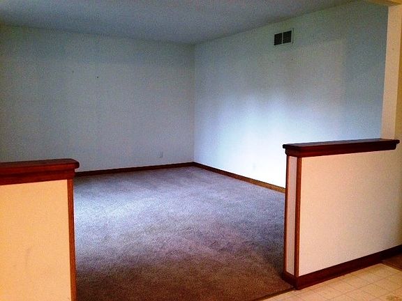 5th image of 4238 Townhouse Dr