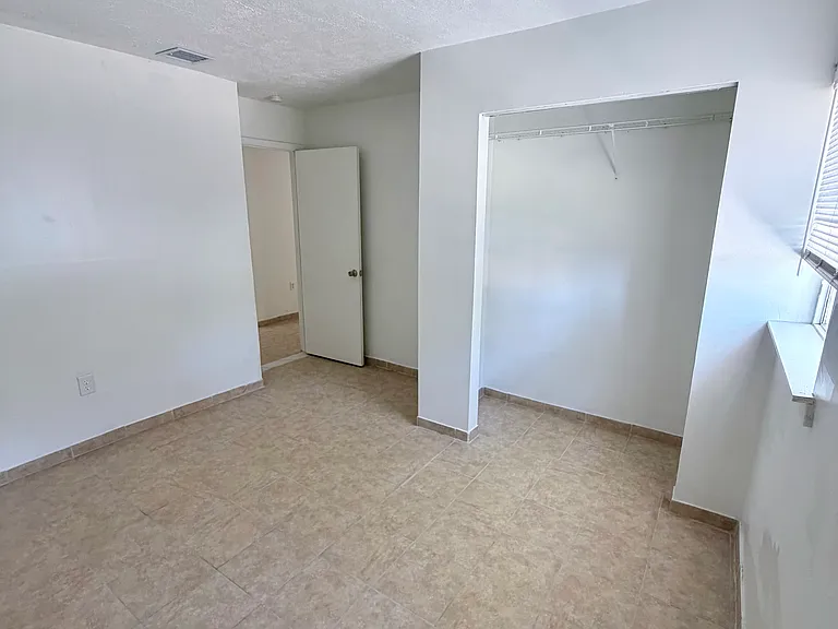 5074 Mapletree Ln — Photo 10