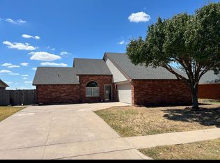 4510 SW Wendy Dr, Lawton, OK 73505