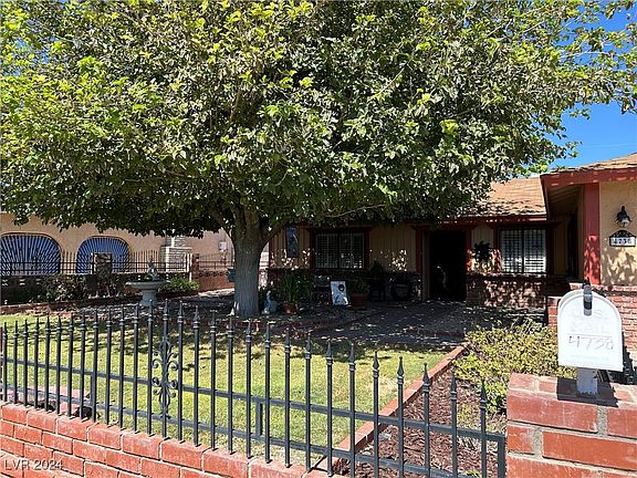 5th image of 4738 Yuma Ave