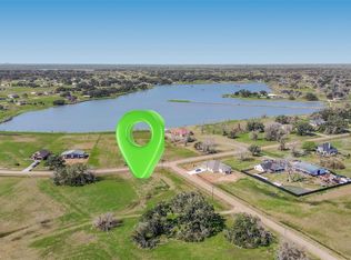 801 Wagon Wheel Trl, Angleton, TX 77515