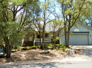 18019 Hummingbird Dr, Penn Valley, CA 95946