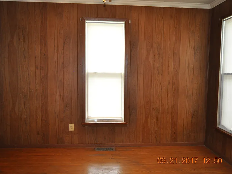 1132 N Jackson St — Photo 3