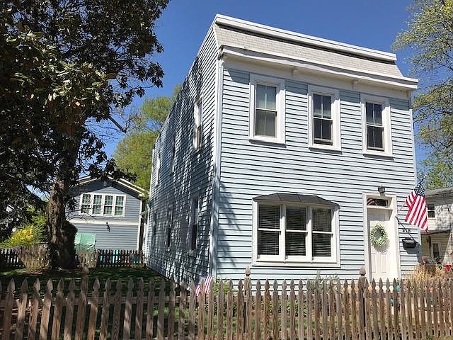 1st image of 218 E Alexandria Ave #2