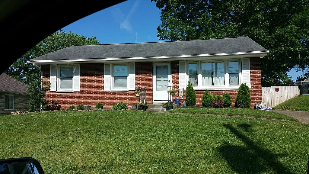 3008 Saltwell Rd photo 1