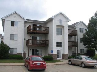 4505 1st Ave SW UNIT 3, Cedar Rapids, IA 52404