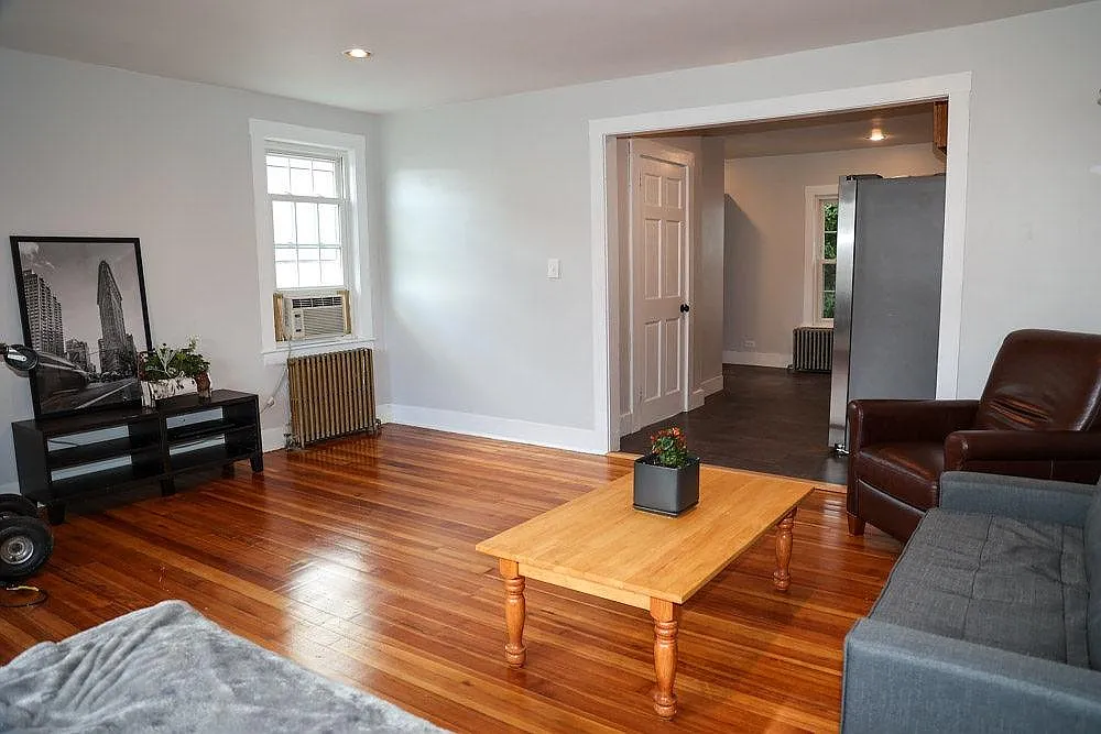 10 Andover Rd — Photo 3
