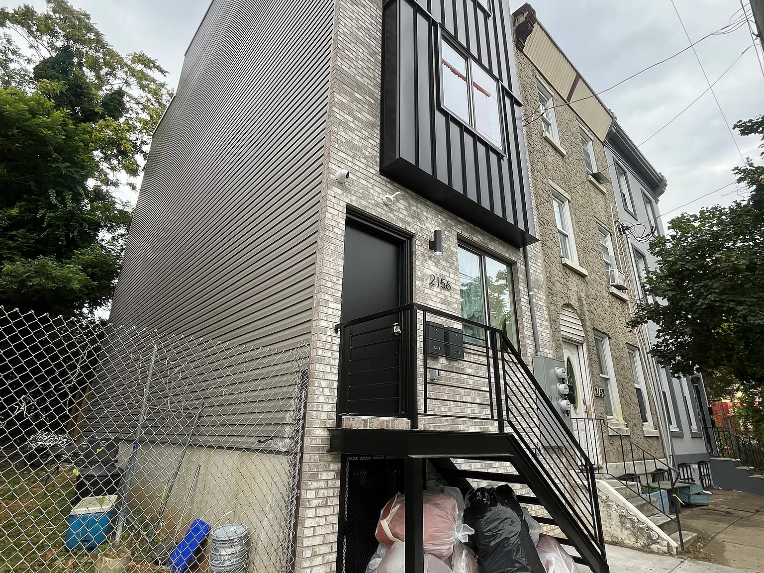 2 bed, 1.5 bath, $1,700 — Photo 1
