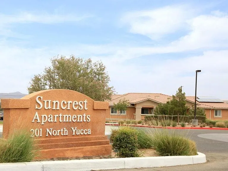 Suncrest — Photo 10