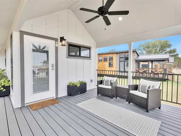 11515 E Us Highway 290 #14, Fredericksburg, TX 78624