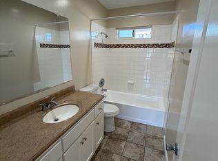 15117 S Budlong Ave #11, Gardena, CA 90247