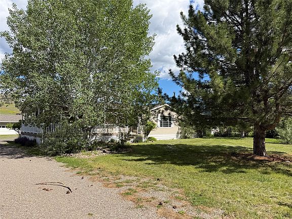3rd image of 29 River Dr
