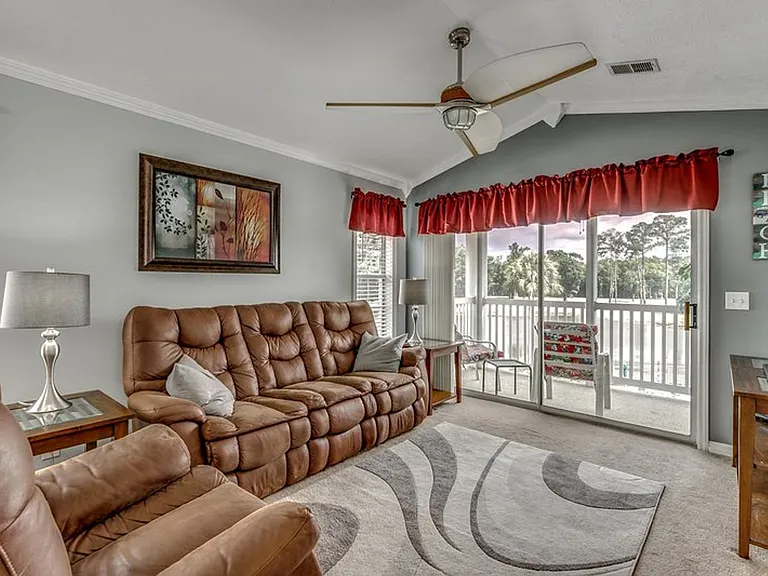 549 White River Dr #14G — Photo 7