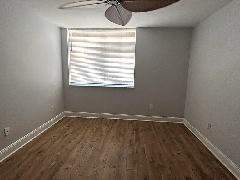 160 Yacht Club Way #210 — Photo 32