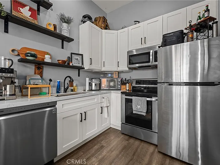 6169 Acorn St — Photo 2