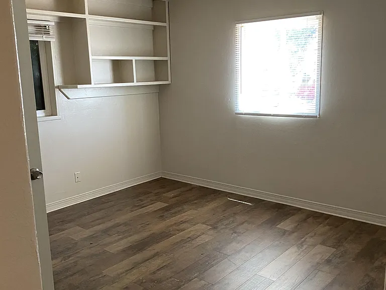 8125 Aspen Ave NE — Photo 10