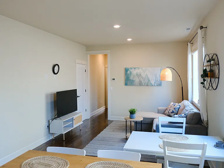 13704 NW 52nd Ave #B — Photo 5