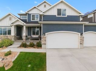 7669 N Evans Ranch Dr, Eagle Mountain, UT 84005