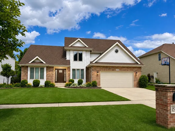 15223 Eyre Cir, Plainfield, IL 60544