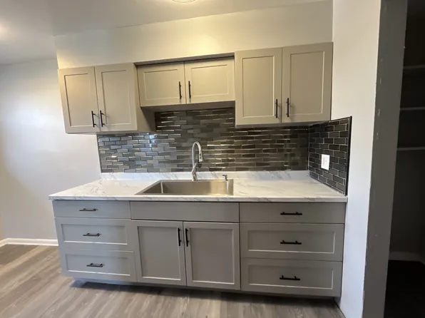 2257 Hepburn Ave #B, Dayton, OH 45406