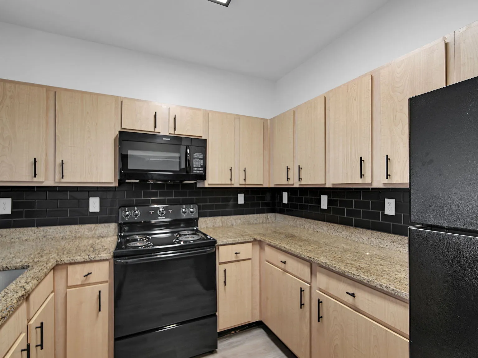 Bristol On Union Apartment Homes — Photo 3