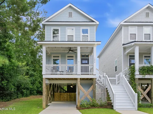 1306 Charleston Common Drive, Leland, NC 28451