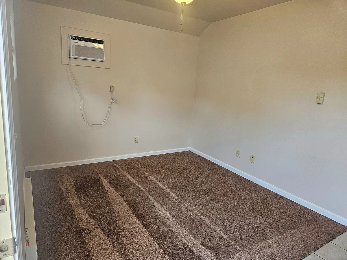 Living area - 840 1/2 Fremont Ave