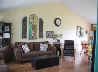 647 Tylers Pl, Independence, OR 97351