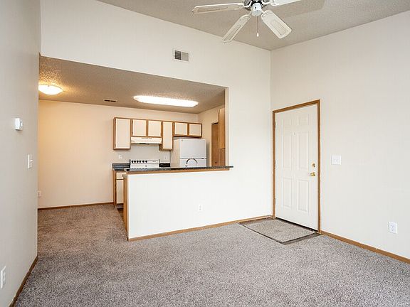 4th image of 39 Cotterrew Dr #96021