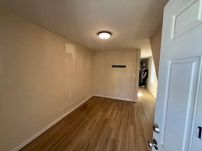 195 Central Ave #1W — Photo 3