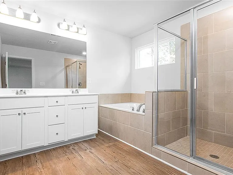 410 Point Place Dr — Photo 18