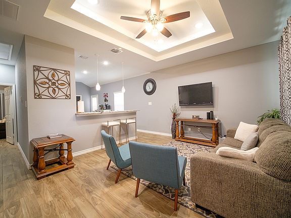 2nd image of 1147 Morales St #1