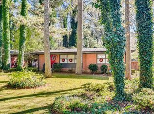 3335 Pinehill Dr, Decatur, GA 30032