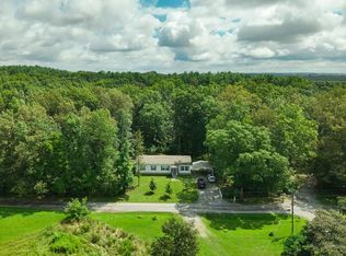 381 Dixon Rd, Crossville, TN 38571
