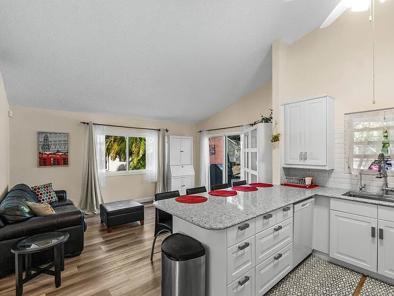 22525 Swordfish Dr — Photo 14