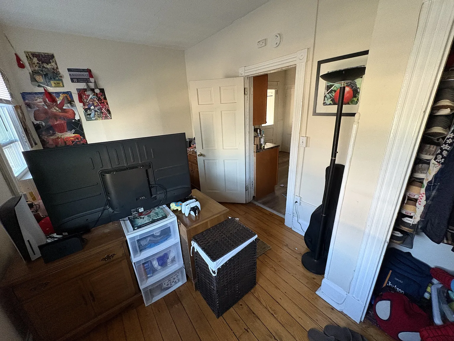 216 Easton Avenue - 2 — Photo 4