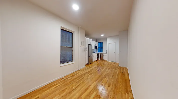 Rented by Bond New York | media 20