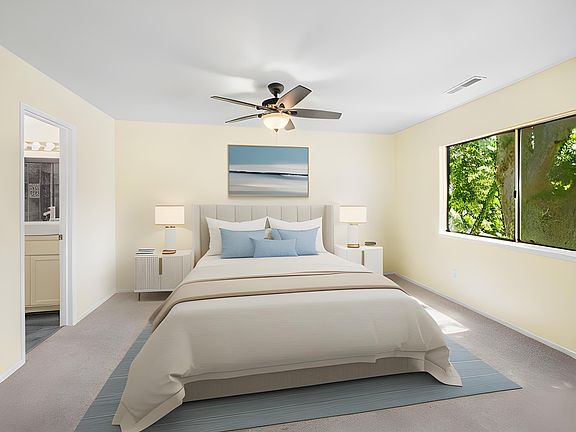 Master bedroom (virtual staging)