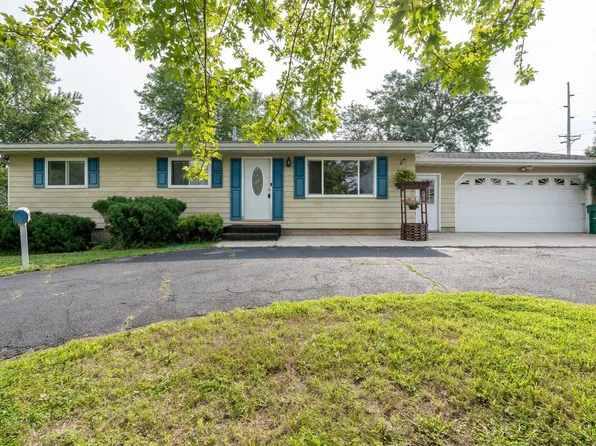 311 N Walnut St, Belle Plaine, MN 56011