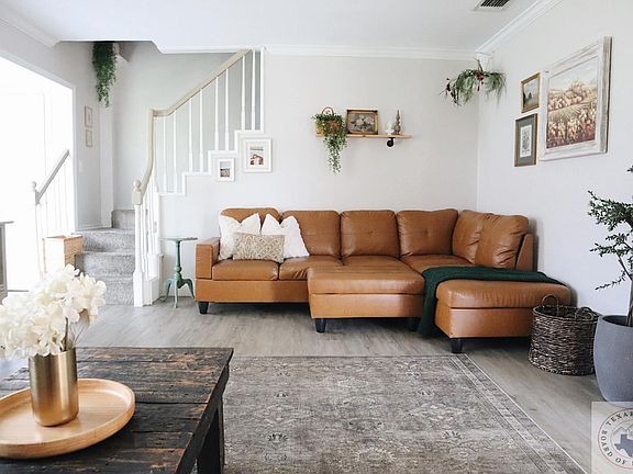 4th image of 203 Larkspur Ln