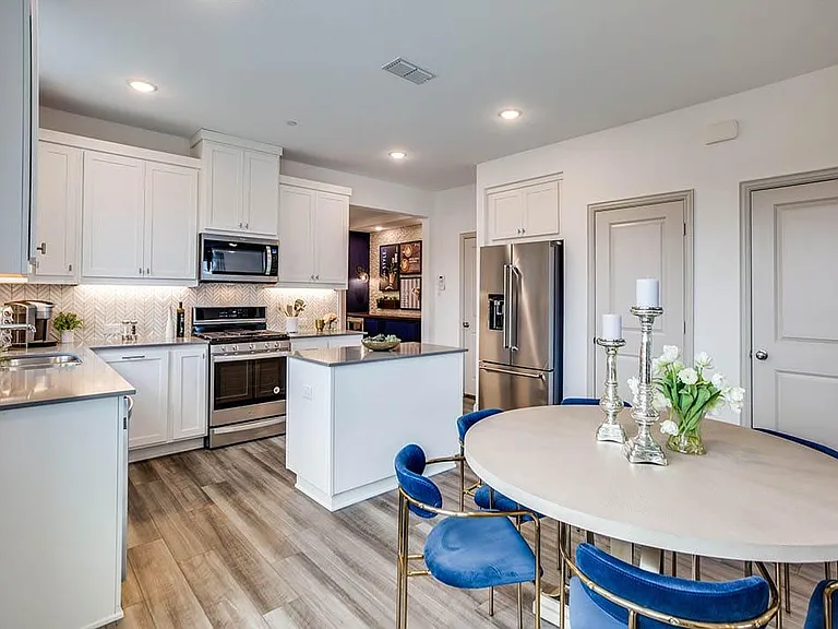 6168 Silverado Trl — Photo 10