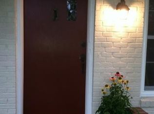 220 Amherst Dr, Petersburg, VA 23805