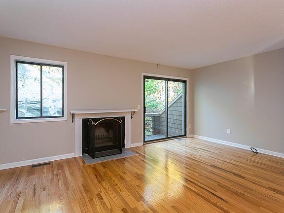 166 Old Brookfield Road