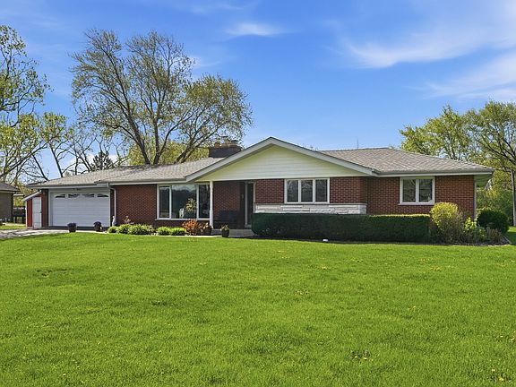 2nd image of 13 Wild Cherry Ln