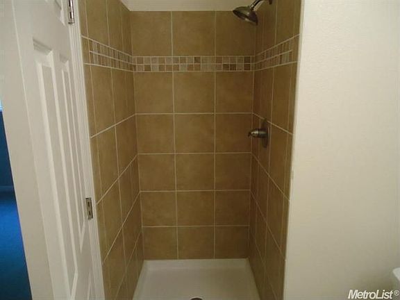 5th image of 7660 Wooddale Way